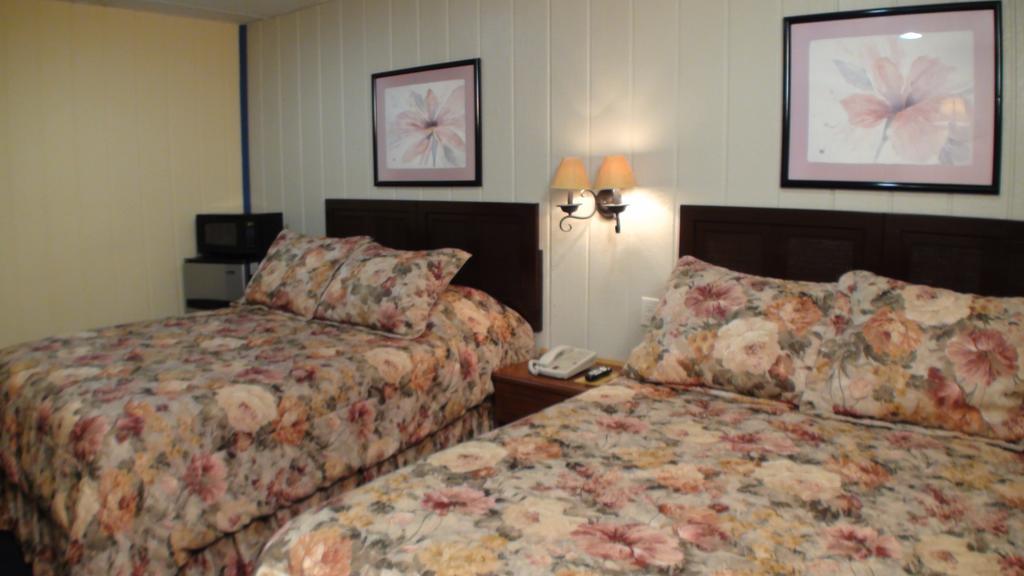 Motel 72 Grayling Extérieur photo