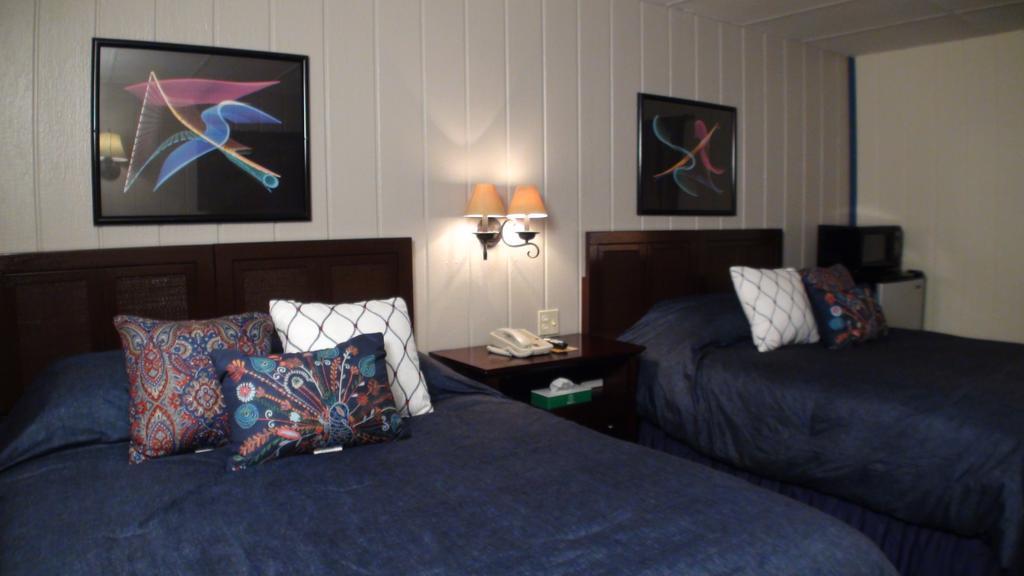 Motel 72 Grayling Extérieur photo
