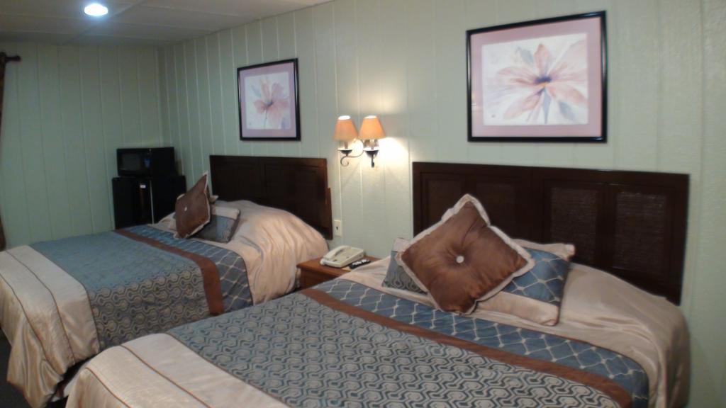 Motel 72 Grayling Extérieur photo