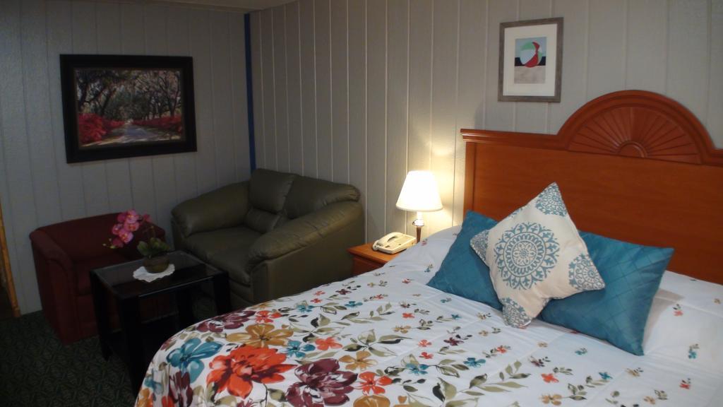 Motel 72 Grayling Extérieur photo