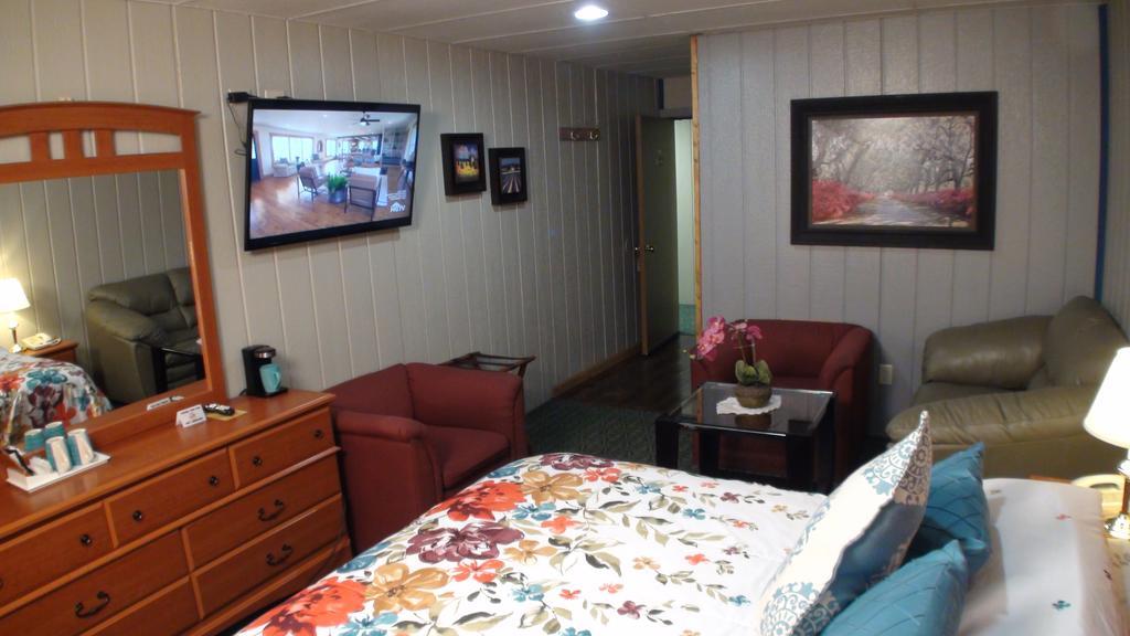 Motel 72 Grayling Extérieur photo